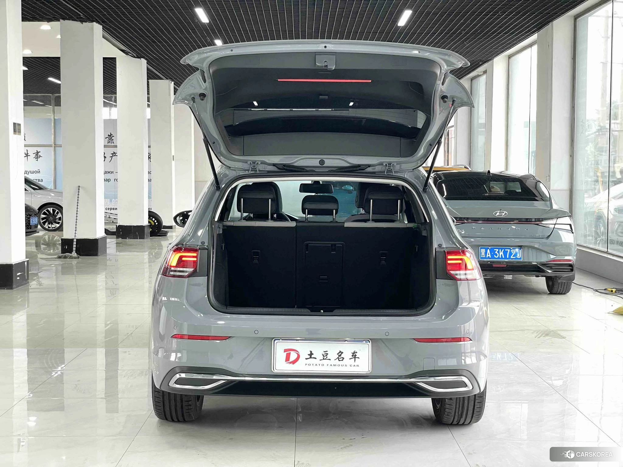 Volkswagen Golf 2020 Серебристо-серый из Китая, фото 5