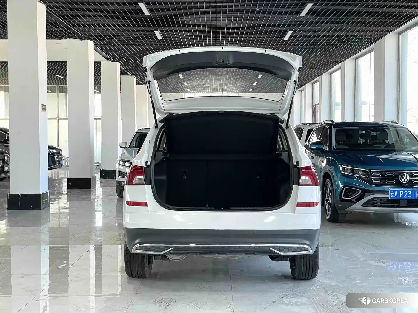 Skoda Komick 2022 Белый из Китая, фото 5