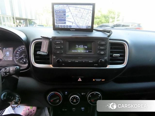 Hyundai Venue 2021 Белый из Кореи, фото 5