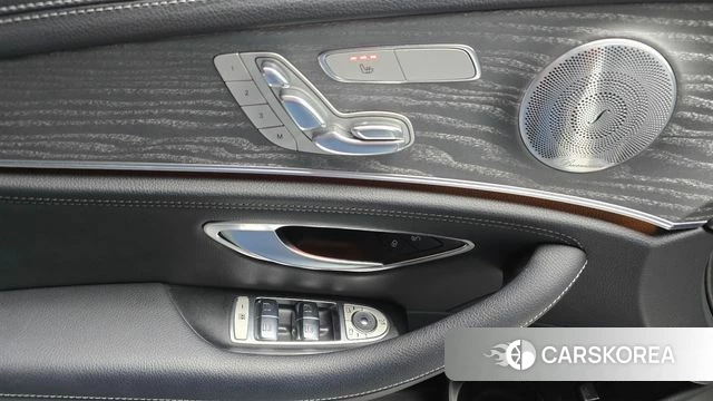 Mercedes-Benz E-Class W213 2021 Белый из Кореи, фото 5