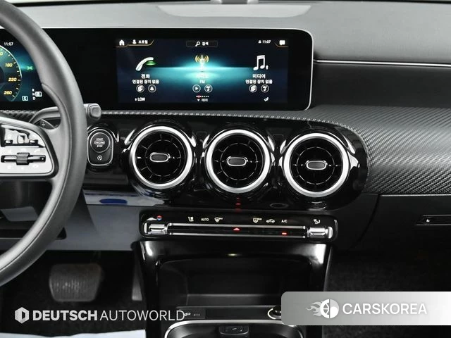 Mercedes-Benz A-Class W177 2020 Белый из Кореи, фото 5