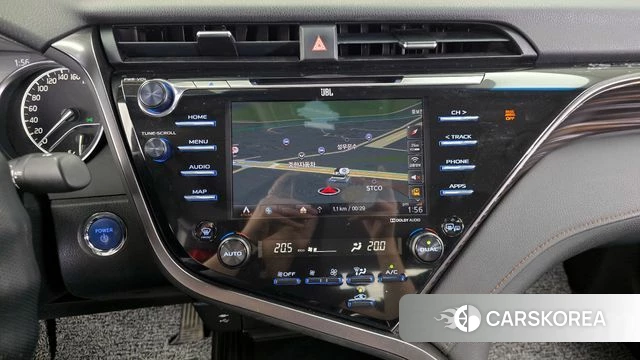 Toyota Camry (XV70) 2019 Белый из Кореи, фото 5