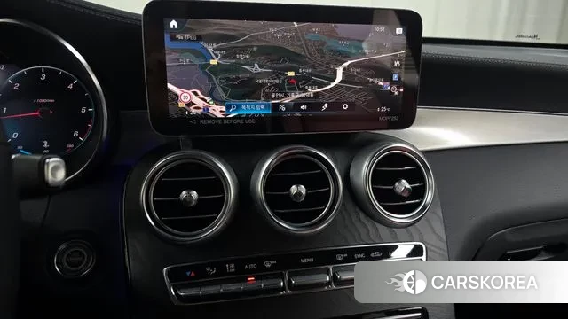 Mercedes-Benz GLC-Class X253 2023 Белый из Кореи, фото 5