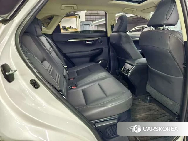 Lexus NX 2021 Белый из Китая, фото 5