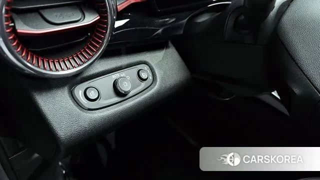 Chevrolet (GM Daewoo) Trax Crossover 2024 Серый из Кореи, фото 5