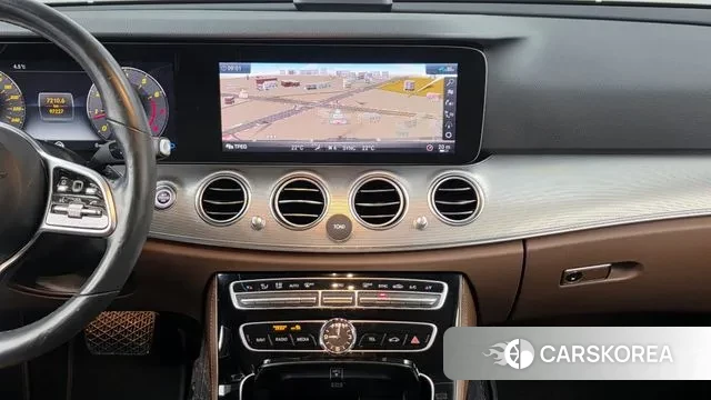 Mercedes-Benz E-Class W213 2020 Белый из Кореи, фото 5