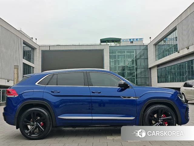 Volkswagen Tourang 2021 Синий из Китая, фото 5