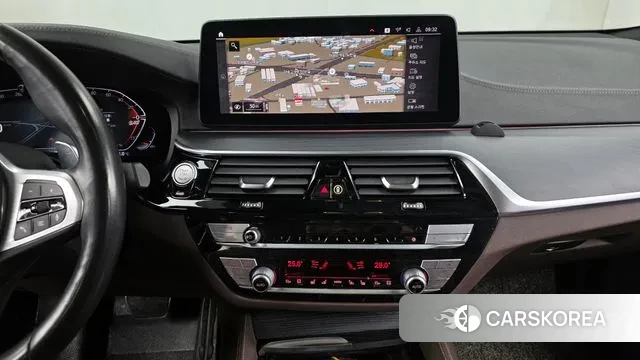 BMW 6 Series GT (G32) 2021 Черный из Кореи, фото 5