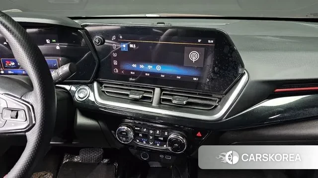 Chevrolet (GM Daewoo) Trax Crossover 2023 Красный из Кореи, фото 5