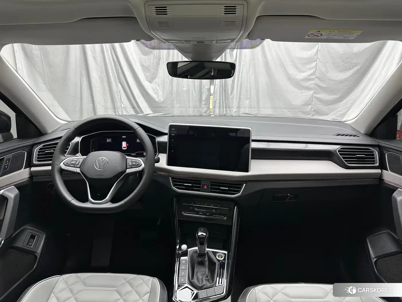 Volkswagen Tayron 2022 Silver/gray из Китая, фото 5