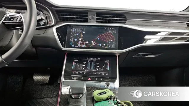 Audi A6 (C8) 2021 Белый из Кореи, фото 5