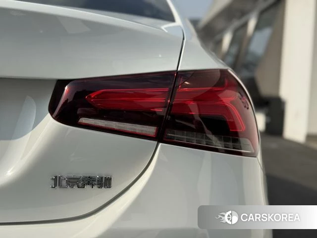 Mercedes-Benz Class A 2023 Белый из Китая, фото 5