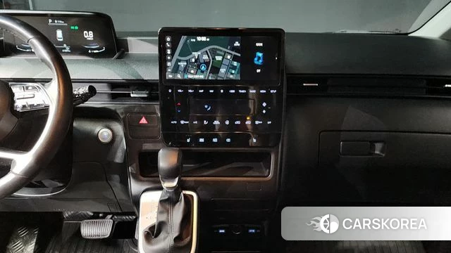 Hyundai Staria 2022 Серебристо-серый из Кореи, фото 5