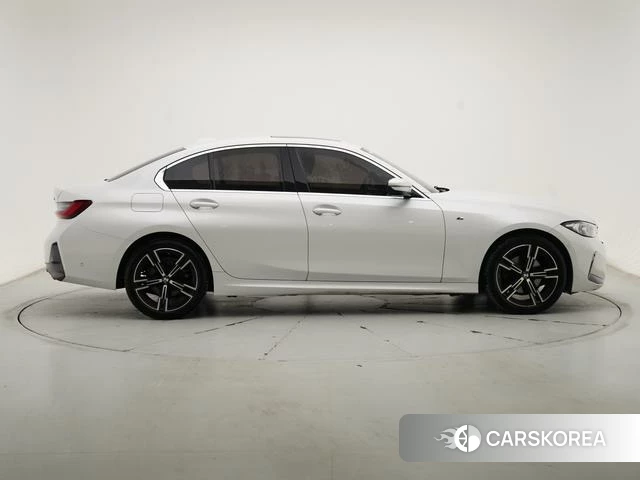 BMW 3 series 2024 Белый из Китая, фото 5