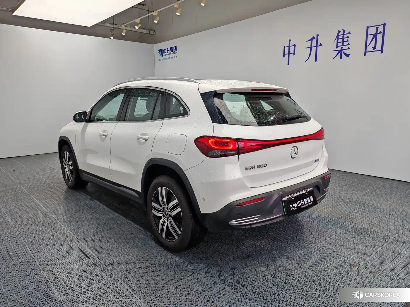 Mercedes-Benz EQA 2023 Белый из Китая, фото 5