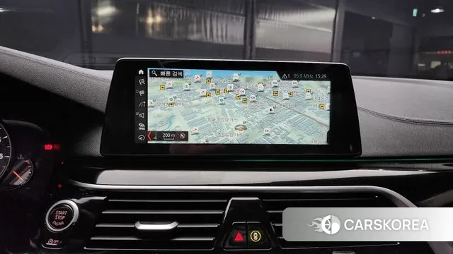 BMW 5 Series (G30) 2018 Синий из Кореи, фото 5