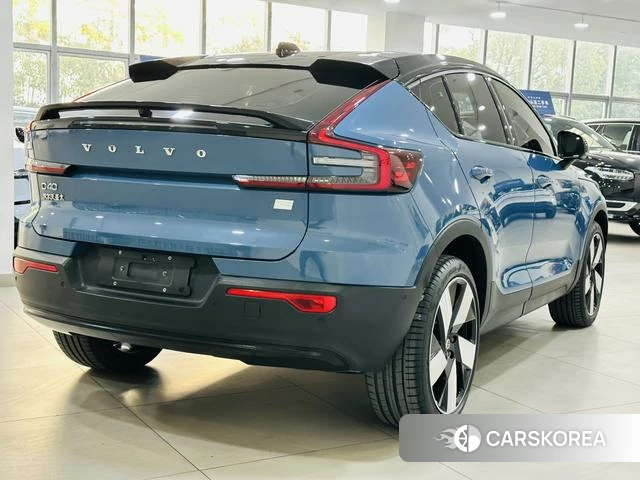 Volvo C40 EV 2024 Синий из Китая, фото 5