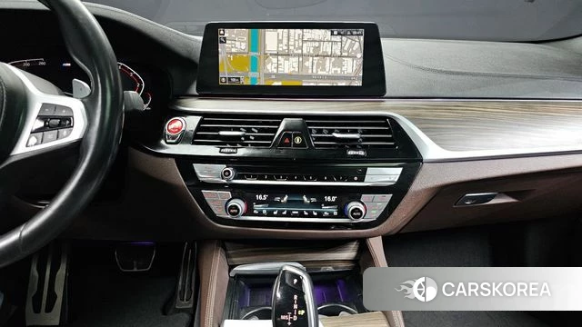 BMW 5 Series (G30) 2019 Черный из Кореи, фото 5