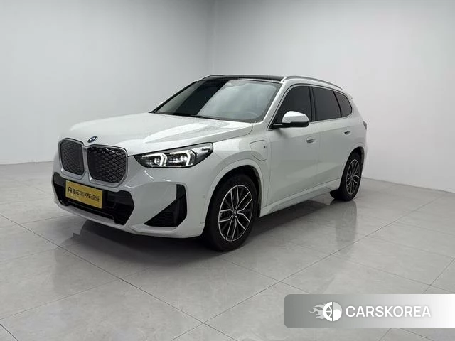 BMW iX1 2024 Белый из Китая, фото 5