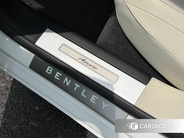 Bentley Flying Spur 3rd Generation 2023 Белый из Кореи, фото 5