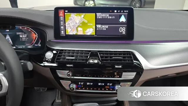 BMW 5 Series (G30) 2022 Белый из Кореи, фото 5