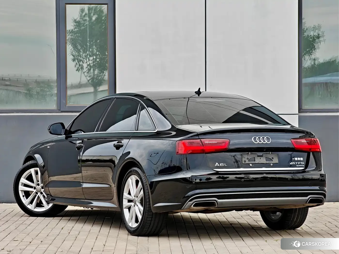 Audi A6L 2018 Черный из Китая, фото 5