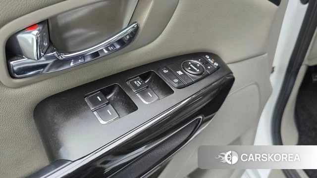 Kia The New Carnival 2018 Белый из Кореи, фото 5