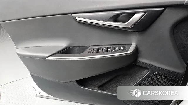 Kia EV6 id 3696689 из Кореи 5