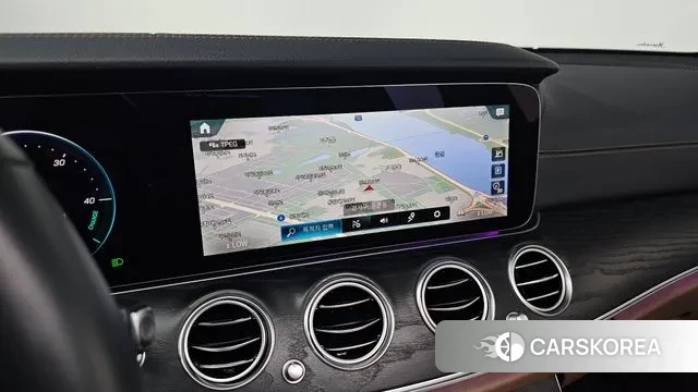 Mercedes-Benz E-Class W213 2022 Белый из Кореи, фото 5