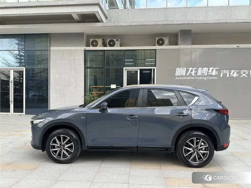 Mazda CX-5 2022 Silver/gray из Китая, фото 5
