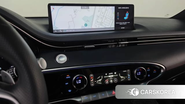 Genesis GV70 2022 Белый из Кореи, фото 5