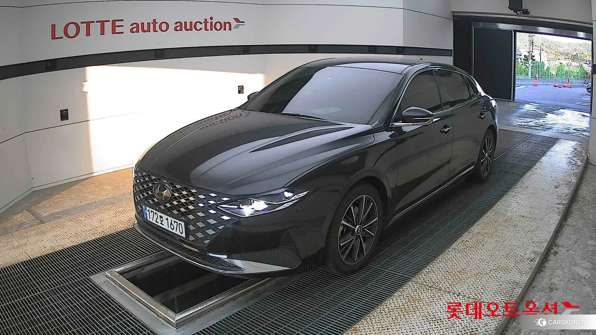 Hyundai Grandeur 2023 Midnight Black Pearl из Кореи, фото 5