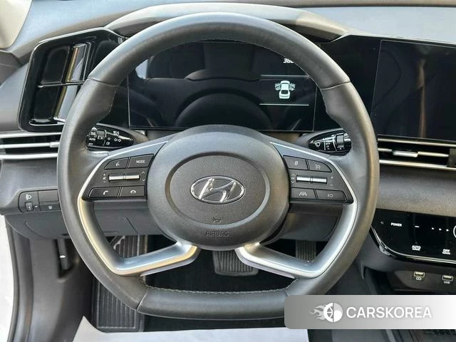 Hyundai Elantra 2023 Белый из Китая, фото 5