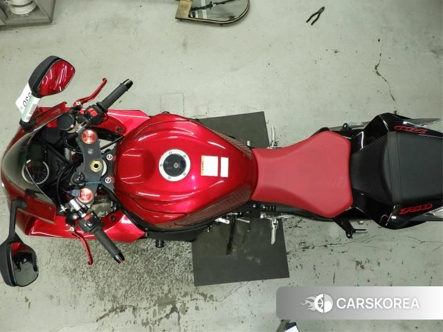 Проданный Suzuki GSX-R750 id 4206262 из Японии