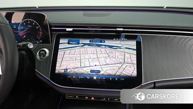 Mercedes-Benz E-Class W214 2024 Белый из Кореи, фото 5