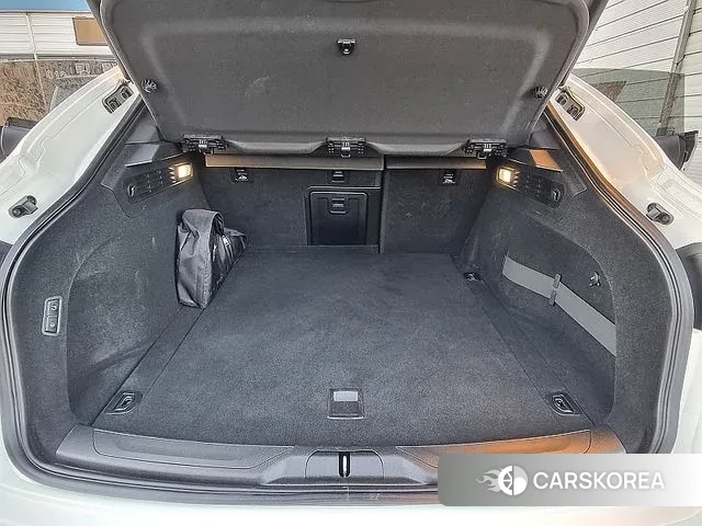 Maserati Levante 2022 Жемчужный цвет из Кореи, фото 5