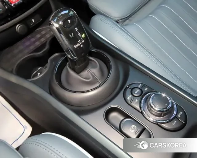 Mini Cooper S Clubman 2023 Темно-зеленый из Кореи, фото 5