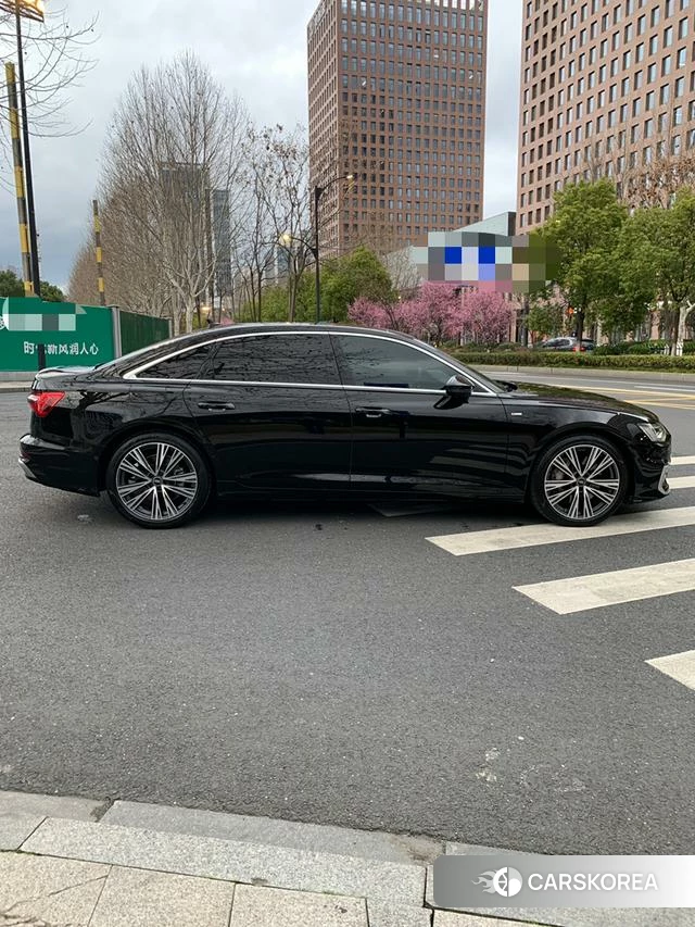 Audi A6L 2023 Черный из Китая, фото 5
