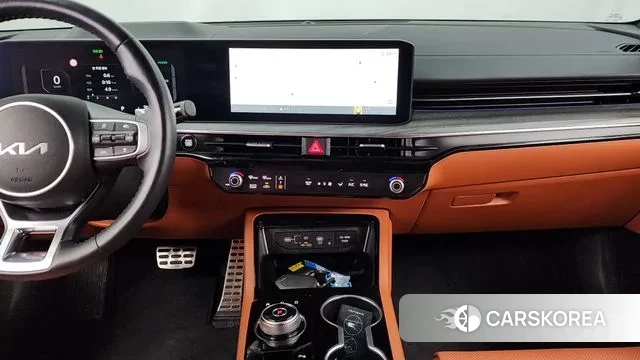 Kia The New K5 Hybrid 3rd generation 2023 Белый из Кореи, фото 5