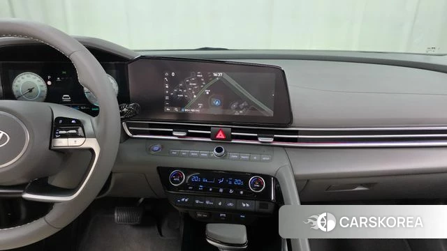 Hyundai The New Avante (CN7) 2023 Серебристо-серый из Кореи, фото 5