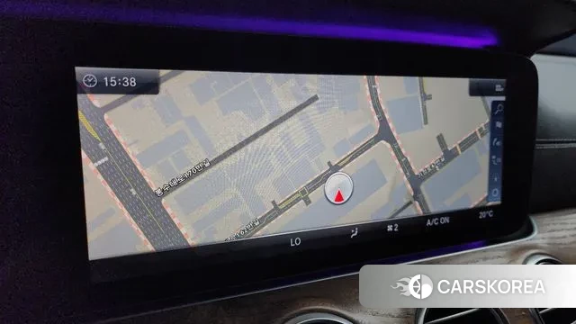 Mercedes-Benz E-Class W213 2018 Серебряный из Кореи, фото 5