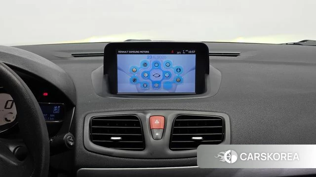Renault Korea (Samsung) SM3 Neo 2018 Белый из Кореи, фото 5