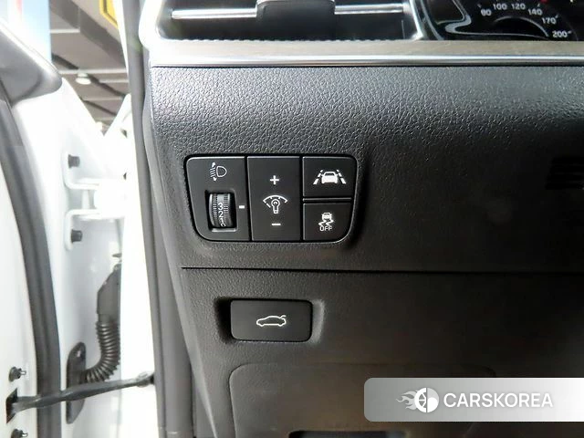 Kia K5 3rd generation 2023 Белый из Кореи, фото 5