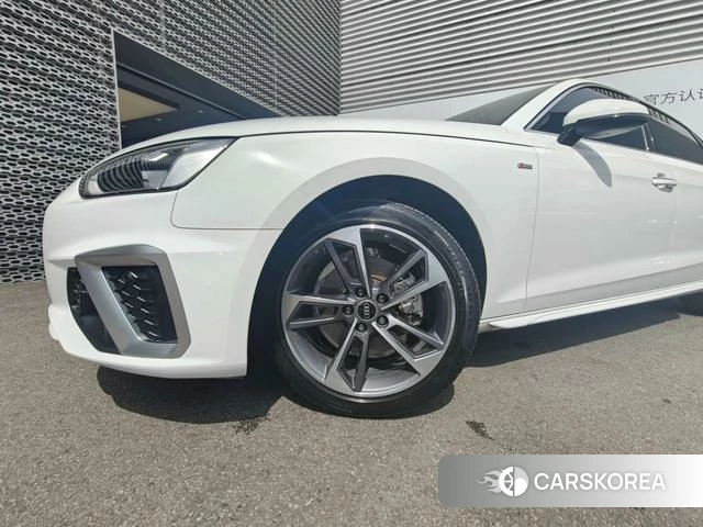 Audi A4L 2024 Белый из Китая, фото 5