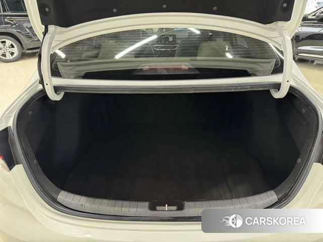 Kia K3 2022 Белый из Китая, фото 5