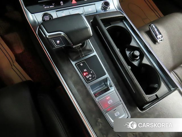 Audi A7 (4K) 2020 Белый из Кореи, фото 5