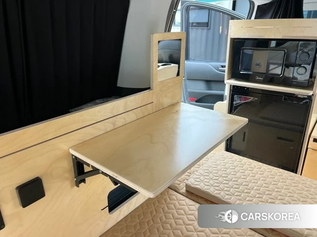 Hyundai Staria 2023 Серый из Кореи, фото 5