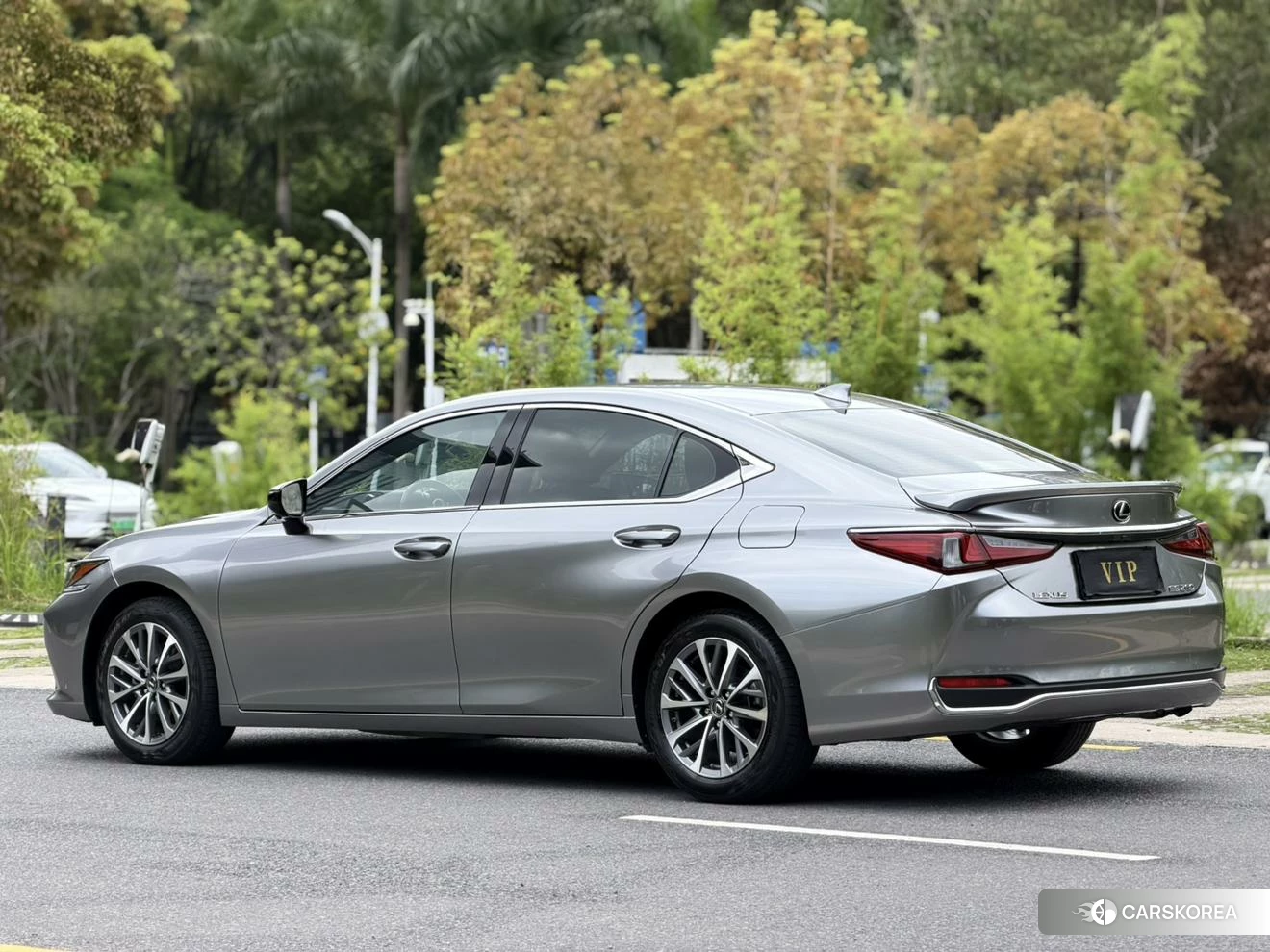 Lexus ES 2021 Темно-серый из Китая, фото 5