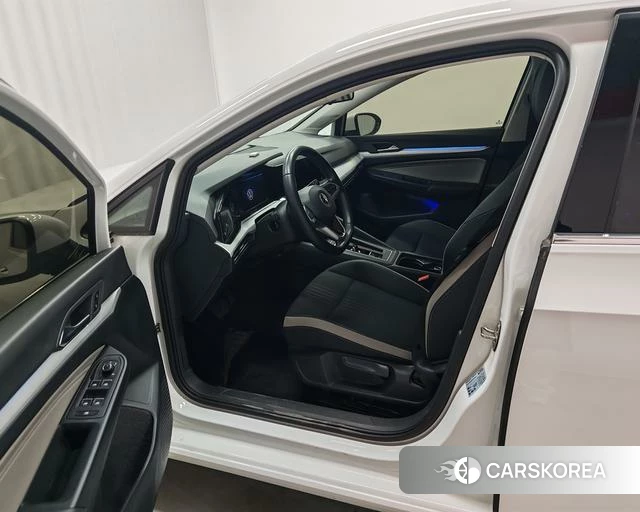 Volkswagen Golf 2021 Белый из Китая, фото 5