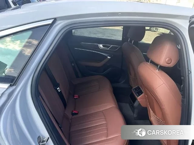 Audi A6 (C8) 2020 Белый из Кореи, фото 5